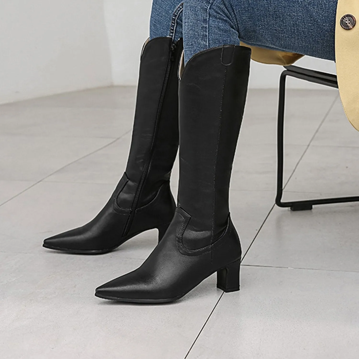 Medium Thick Heel High Boots