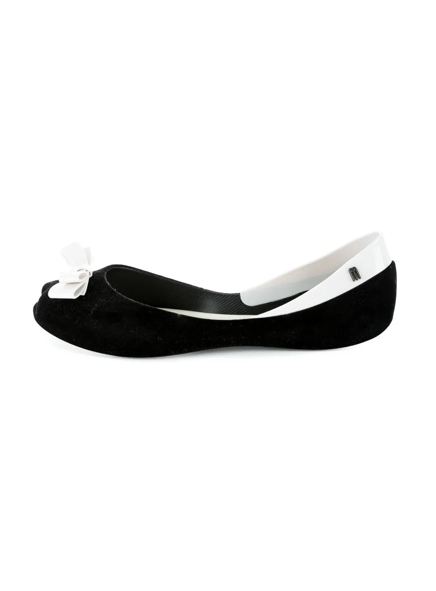 Queen Ballerina Flat